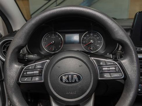 Used 2021 Kia Forte LXS image 10