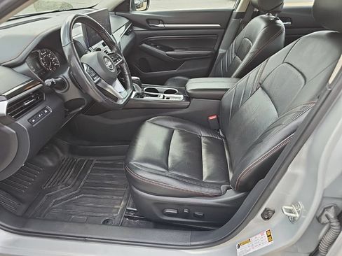 Used 2023 Nissan Altima 2.5 SR w/ SR Premium Package AWD/4WD image 18