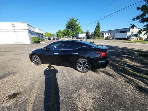 Used 2017 Nissan Maxima Platinum FWD image 23