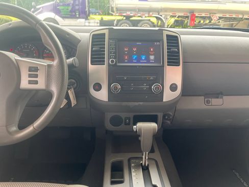 Used 2019 Nissan Frontier SV RWD image 20