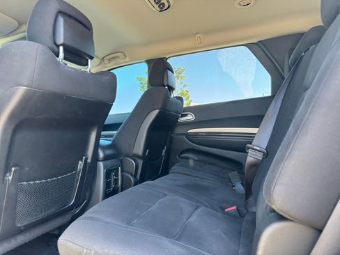 Used 2019 Dodge Durango SXT w/ 3rd Row Seating Group image 17