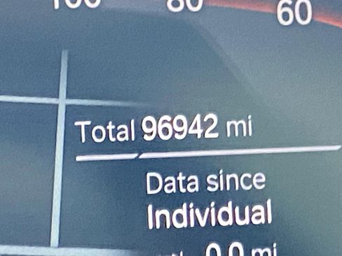 Used 2021 BMW X5 xDrive40i w/ Premium Package image 29