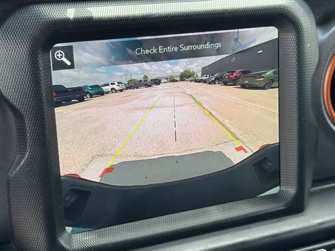 Used 2022 Jeep Gladiator Mojave w/ LED Lighting Group image 19