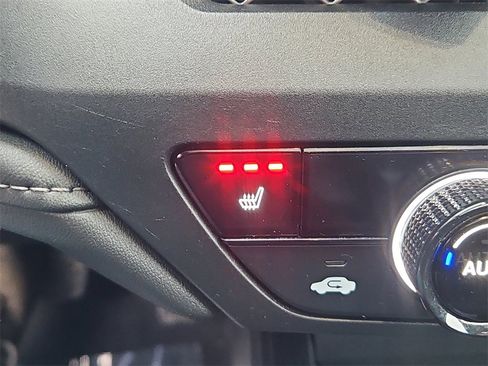 Certified 2023 Honda Accord EX image 18