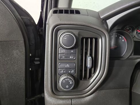 Used 2022 Chevrolet Silverado 1500 Custom image 26