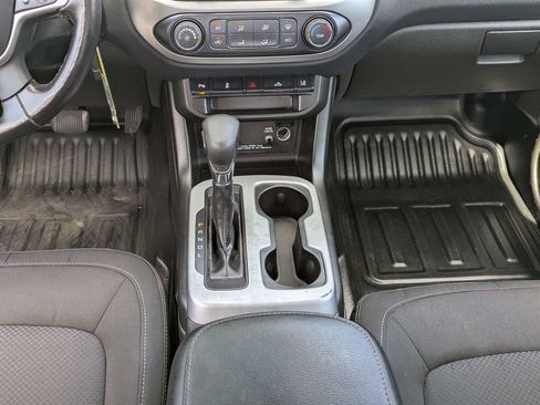 Used 2022 Chevrolet Colorado LT w/ Fleet Safety Package RWD image 19