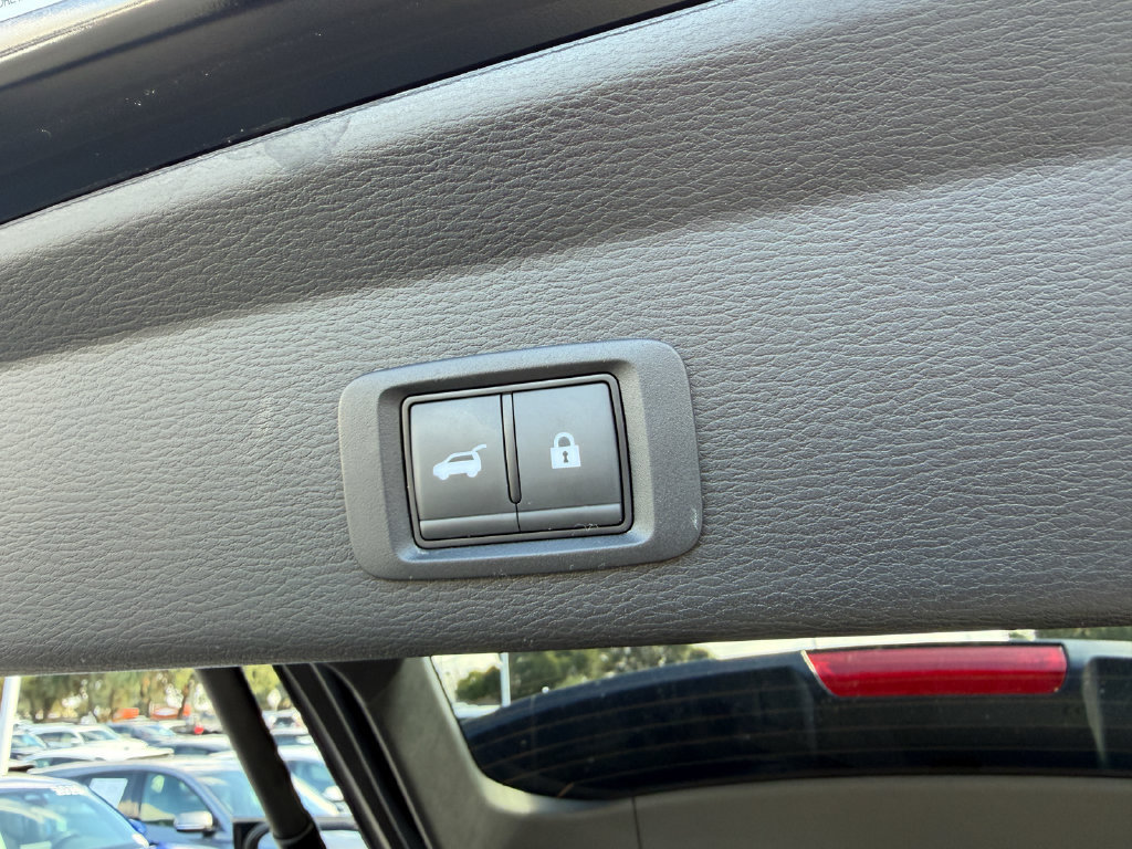Used 2024 Mitsubishi Outlander SE FWD image 27
