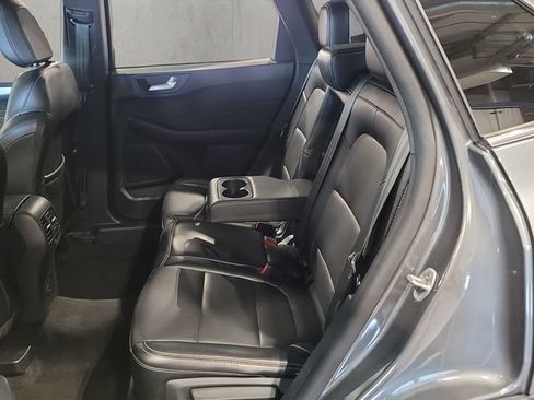 Used 2025 Ford Escape Platinum AWD/4WD image 30