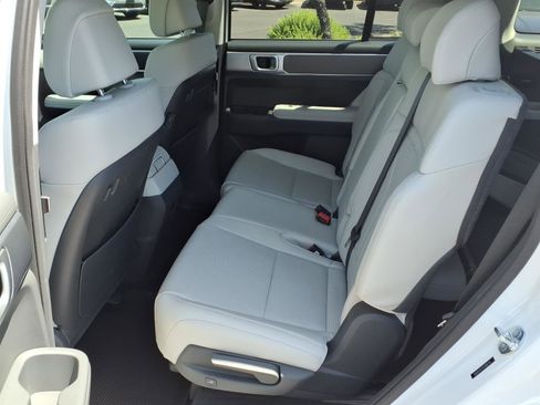 Certified 2026 Hyundai Santa Fe SEL FWD image 17