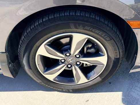 Used 2019 Honda Odyssey Touring image 15