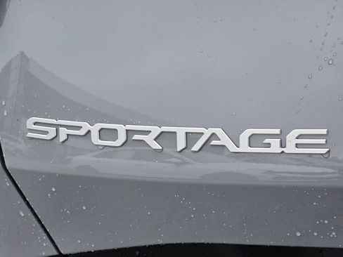 New 2026 Kia Sportage EX FWD image 37