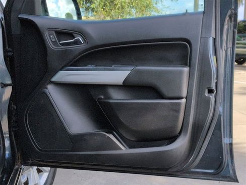 Used 2020 Chevrolet Colorado LT image 20