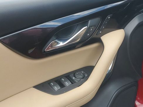 Used 2019 Chevrolet Blazer Premier w/ Sun and Wheels Package FWD image 24