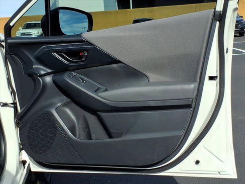 Used 2024 Subaru Crosstrek 2.0i Premium image 22