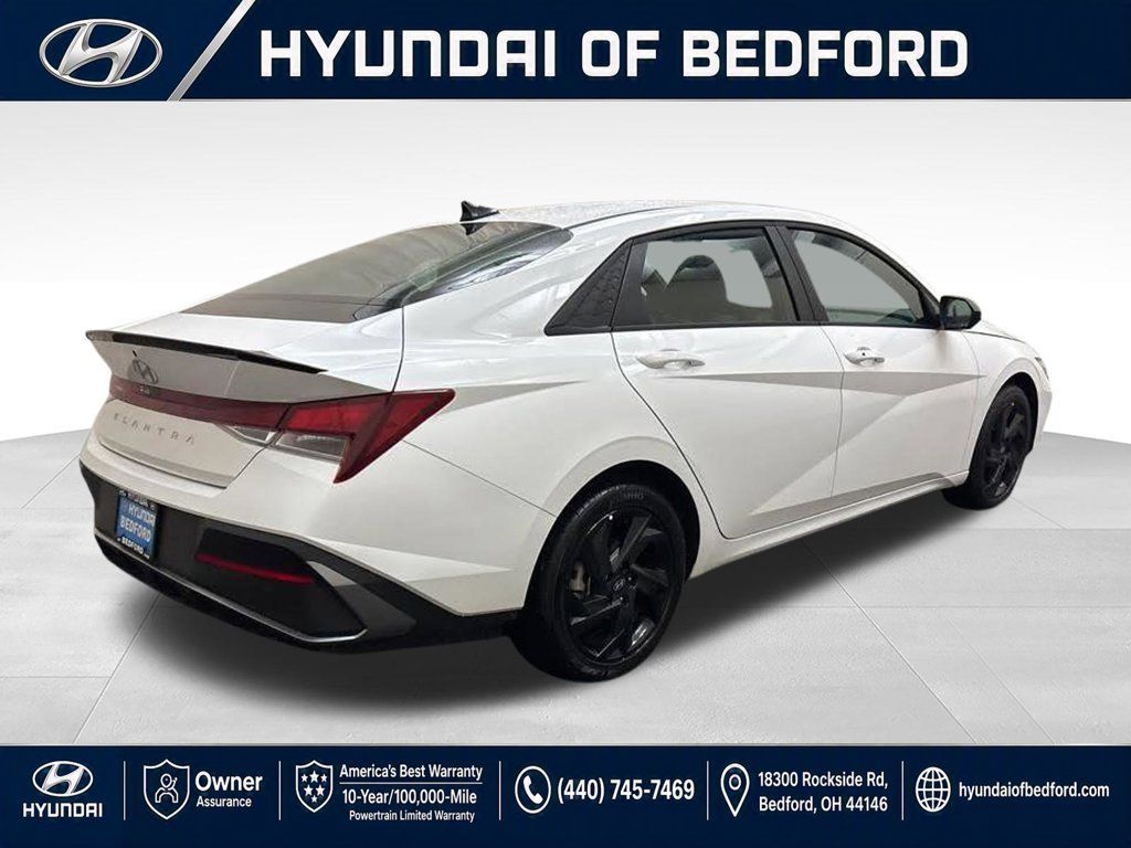 Used 2026 Hyundai Elantra Sport FWD image 7