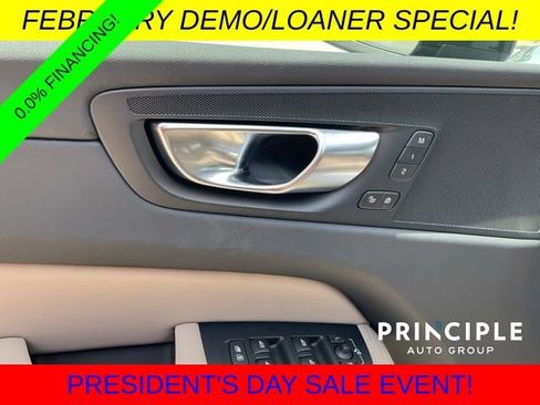New 2026 Volvo XC60 B5 Plus w/ Protection Package Premier image 27