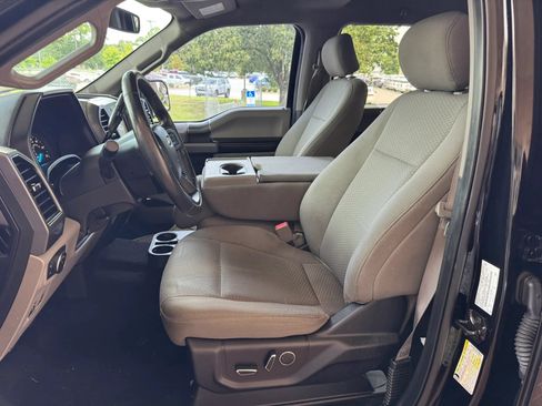 Used 2018 Ford F150 XLT w/ Equipment Group 302A Luxury AWD/4WD image 11