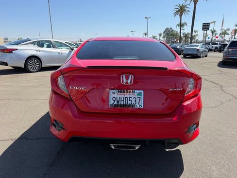 Used 2019 Honda Civic Sport image 5