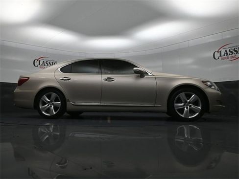 Used 2011 Lexus LS 460 image 27