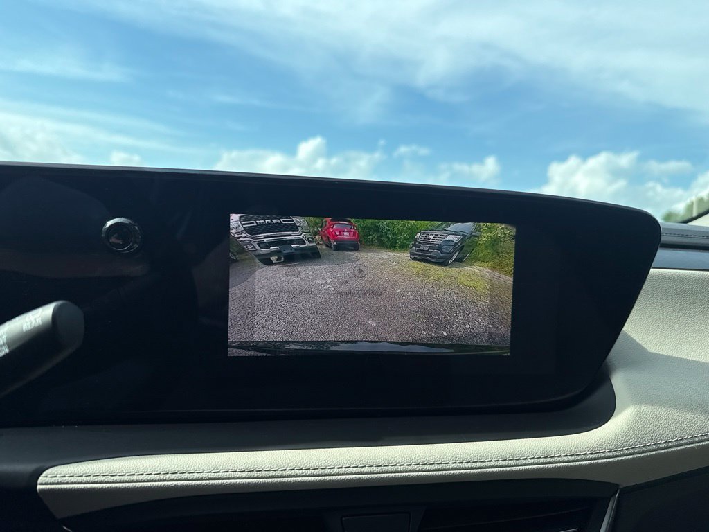 Used 2024 Buick Encore GX Avenir AWD/4WD image 26