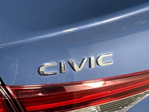 Used 2025 Honda Civic Sport image 25