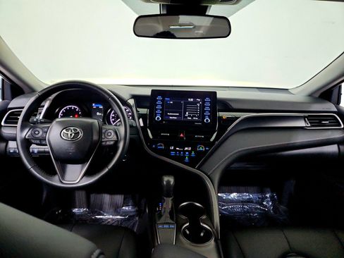 Used 2024 Toyota Camry SE image 24