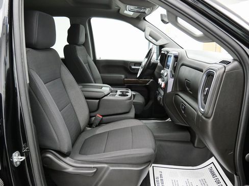 Used 2022 GMC Sierra 3500 SLE w/ SLE Convenience Package image 17