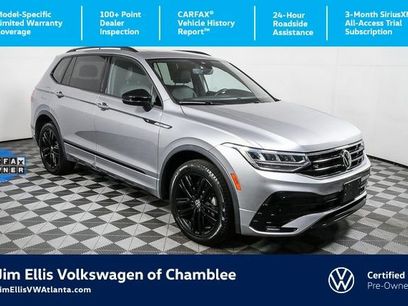 Certified 2022 Volkswagen Tiguan SE R-Line
