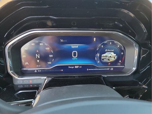 New 2025 Chevrolet Silverado 1500 LT w/ Leather Package image 21