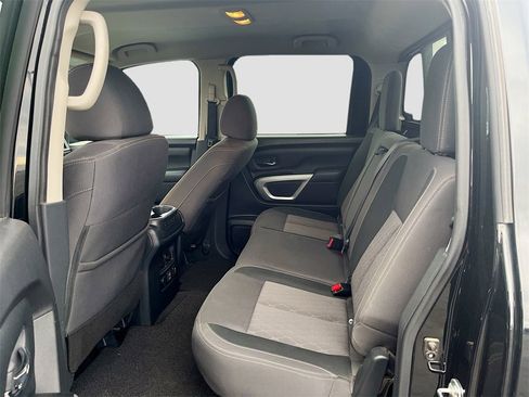 Used 2023 Nissan Titan SV w/ SV Convenience Package image 24