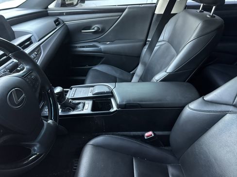 Used 2021 Lexus ES 350 w/ Premium Package FWD image 7