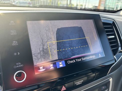 Used 2023 Honda Ridgeline RTL image 32