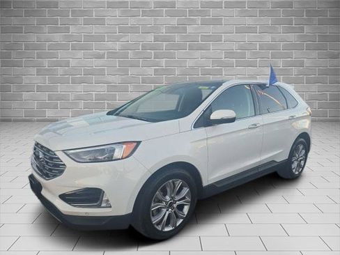 Certified 2022 Ford Edge Titanium w/ Equipment Group 301A image 2