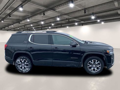 Used 2023 GMC Acadia SLT w/ Preferred Package image 8