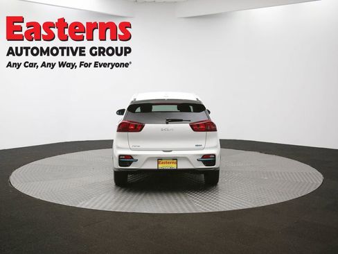 Used 2022 Kia Niro EX w/ Cold Weather Package image 38