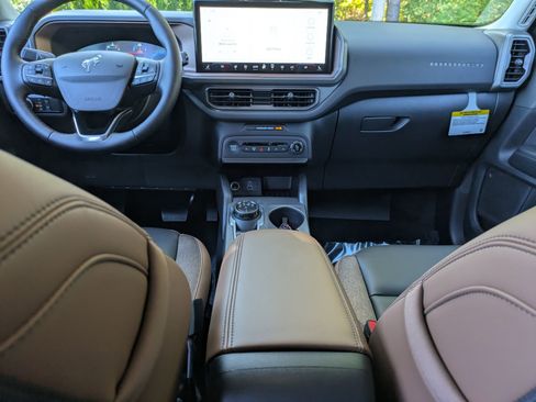 New 2025 Ford Bronco Sport Outer Banks image 28