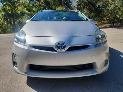 Used 2010 Toyota Prius Two image 2