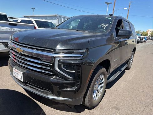 Used 2025 Chevrolet Tahoe LT image 4