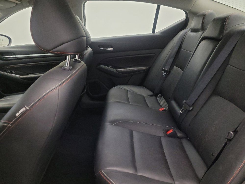 Used 2023 Nissan Altima 2.5 SR w/ SR Premium Package FWD image 18