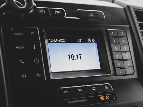 Used 2021 Ford F250 XL w/ Power Equipment Group image 13