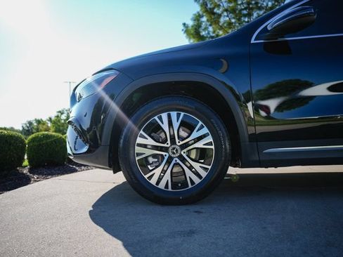 Certified 2025 Mercedes-Benz GLA 250 4MATIC image 9