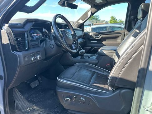 Used 2024 GMC Sierra 1500 AT4X AWD/4WD image 18