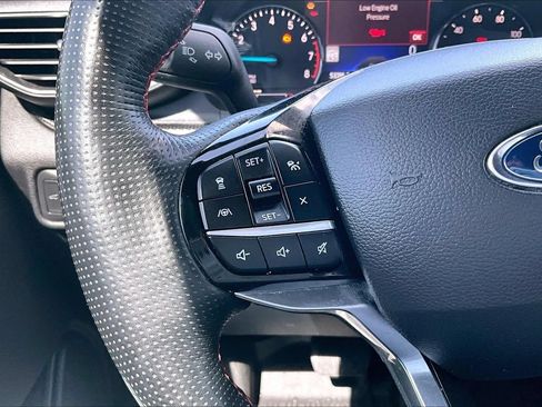 Used 2022 Ford Explorer ST-Line AWD/4WD image 17