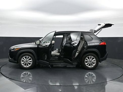 Used 2023 Toyota Corolla Cross LE w/ Moonroof Package AWD/4WD image 48
