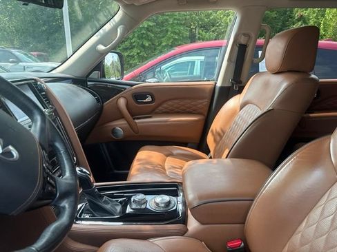 Used 2020 INFINITI QX80 Luxe w/ Sensory Package AWD/4WD image 4