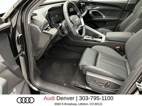 Used 2025 Audi Q5 Premium Plus w/ Premium Plus AWD/4WD image 11