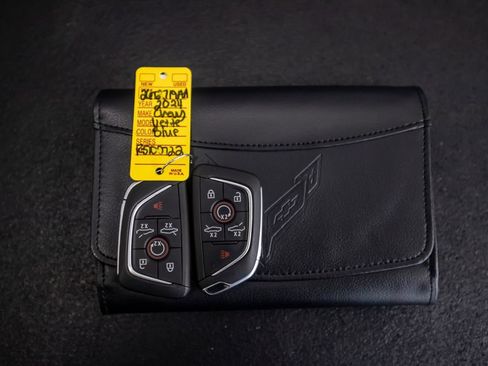 Used 2024 Chevrolet Corvette Stingray Premium Cpe w/ Z51 Performance Package RWD image 43