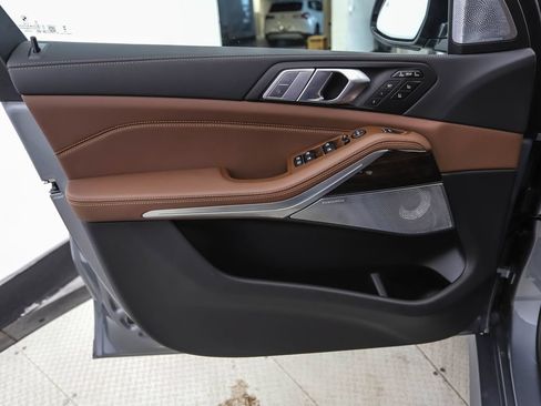 New 2027 BMW X7 xDrive40i w/ Executive Package AWD/4WD image 9