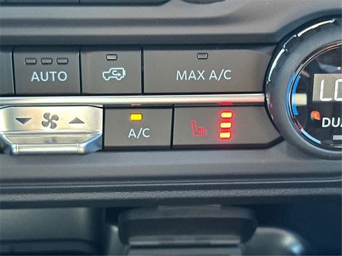 New 2025 Ford Bronco Badlands image 27