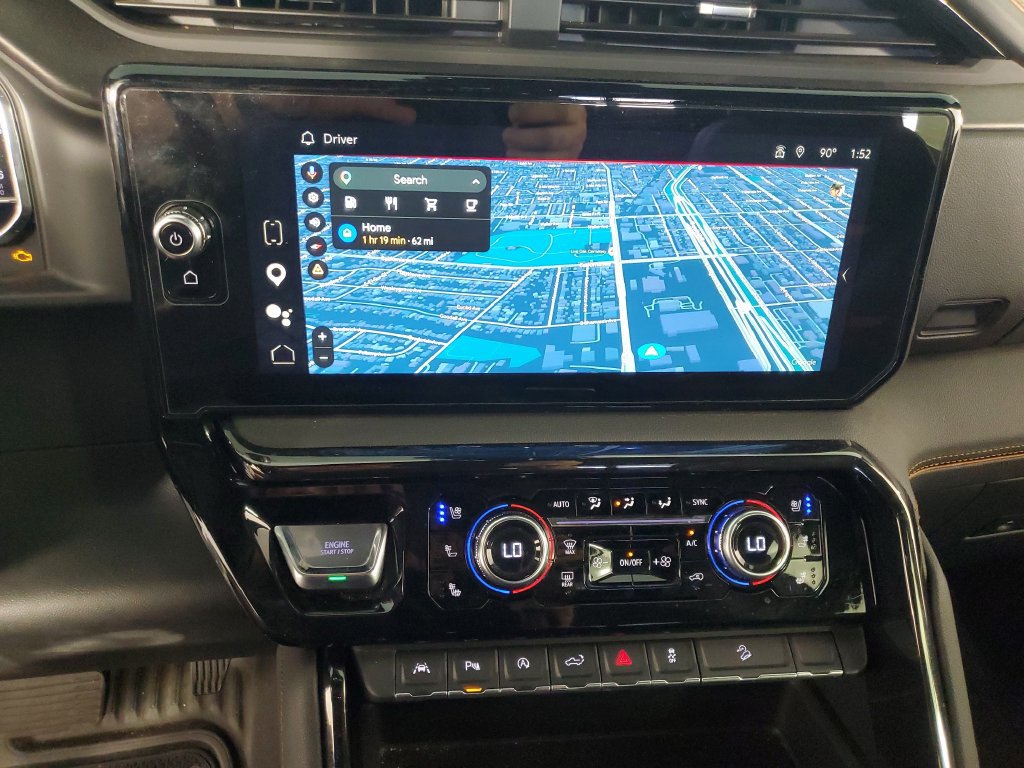 Certified 2024 GMC Sierra 1500 AT4 w/ Technology Package AWD/4WD image 17